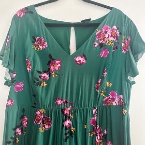 Torrid 2 petite/short floral dress